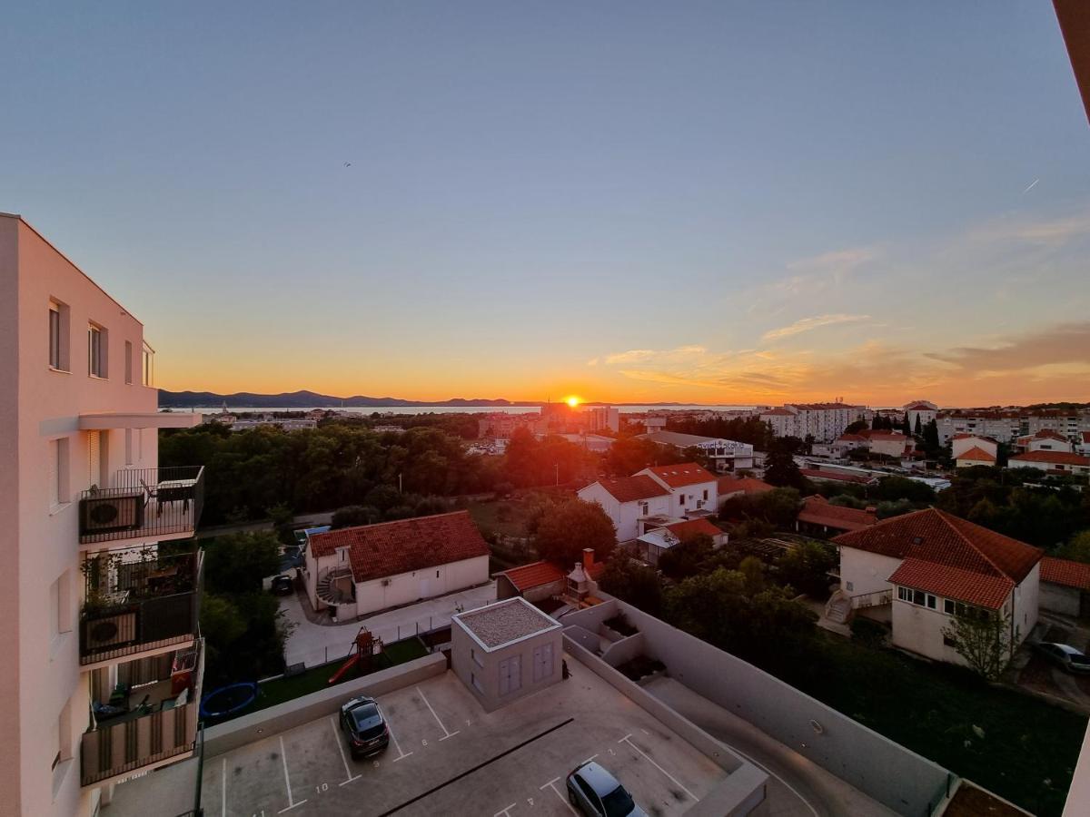 Apartment "50 Shades" With Balcony And Free Parking In The Garage Zadar Exterior photo